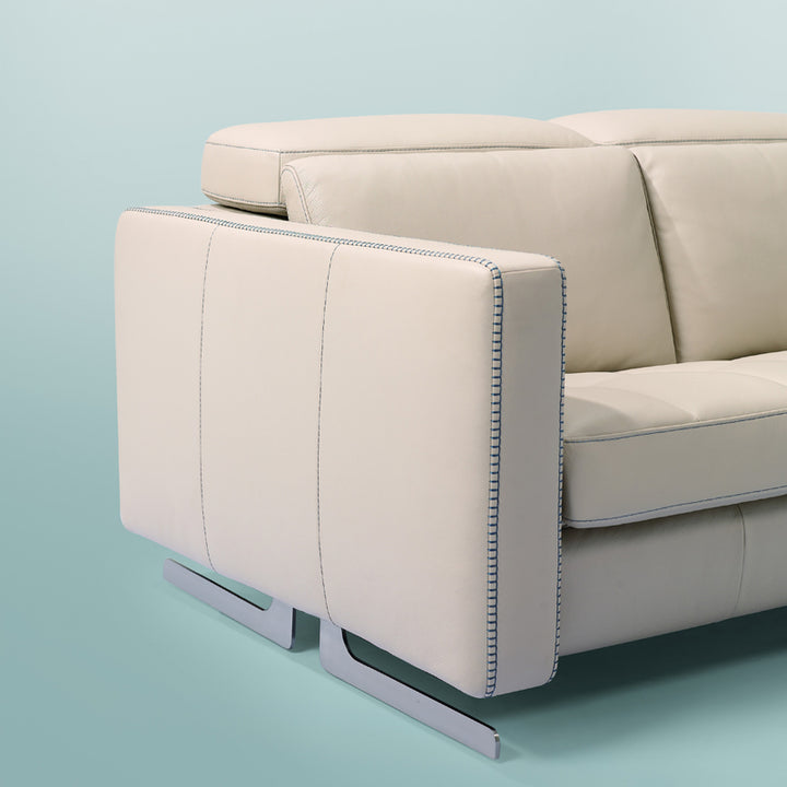 Paceco IV Sectional