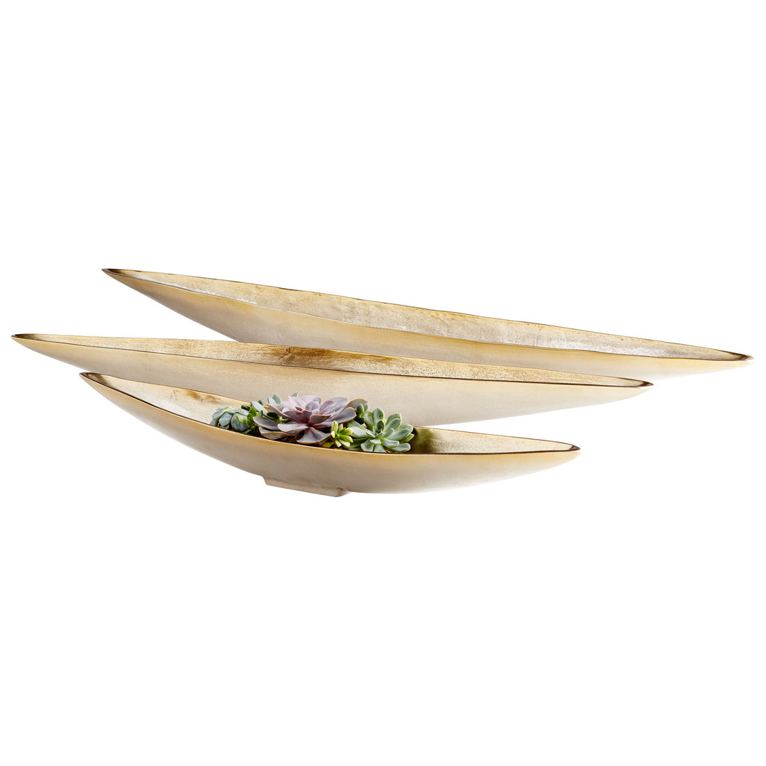 Tray