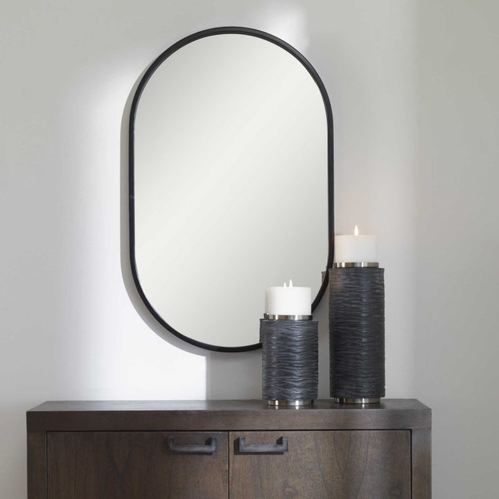 Varina - Minimalist Oval Mirror - Black
