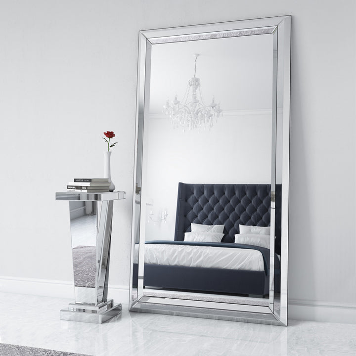 The Omni Mirror