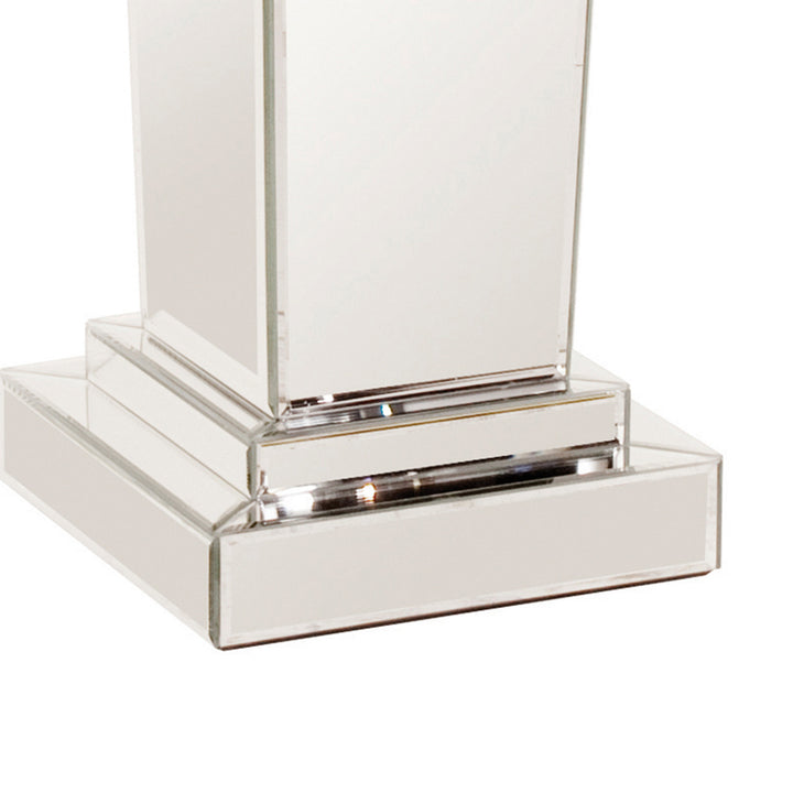 Carina Pedestal