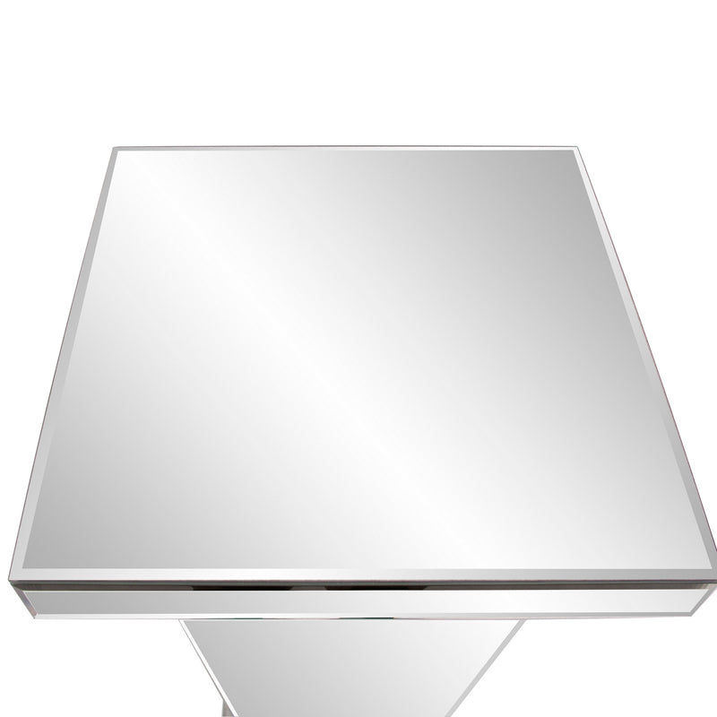 Carina Pedestal