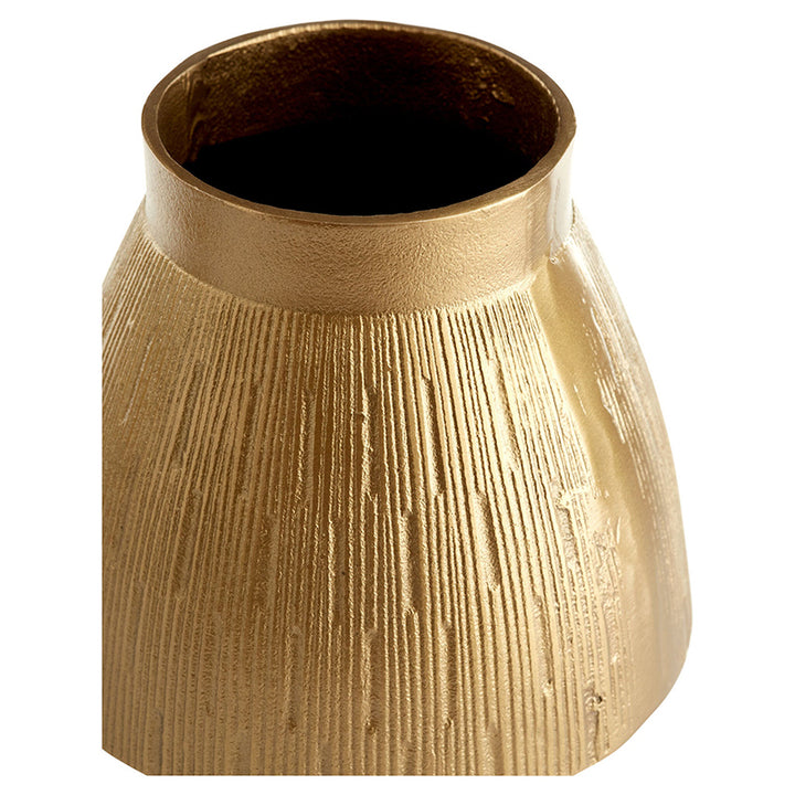 Dorado Vase