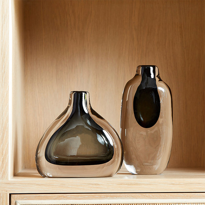 Moraea Vase
