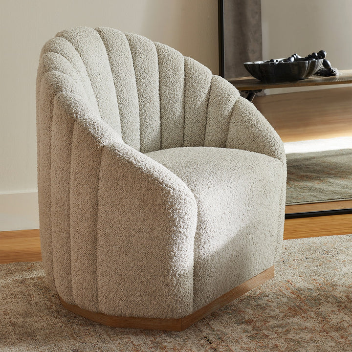 Daria Chair
