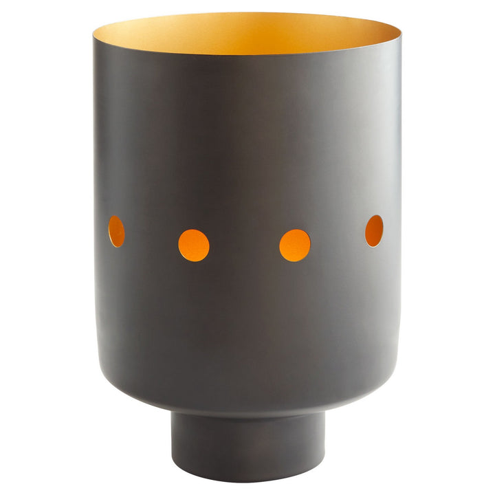 Naktis Vase