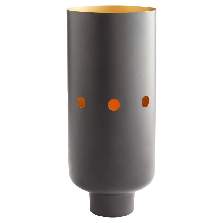 Naktis Vase