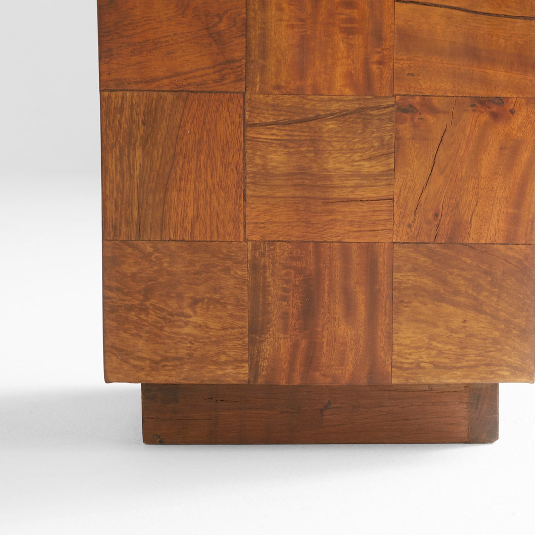 Pedestal