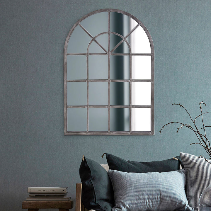The Fenetre Mirror