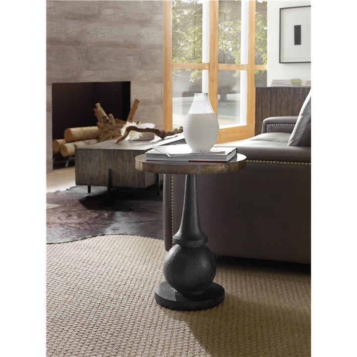 Curata - Accent Table