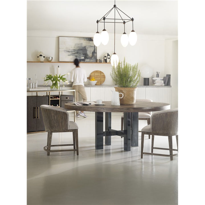 Curata - 72" Round Dining Table