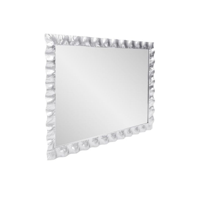 The La Bailadora Mirror