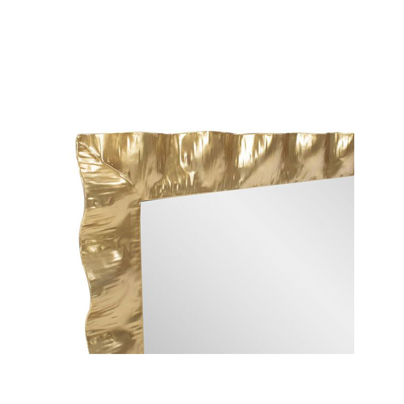 The La Bailadora Mirror