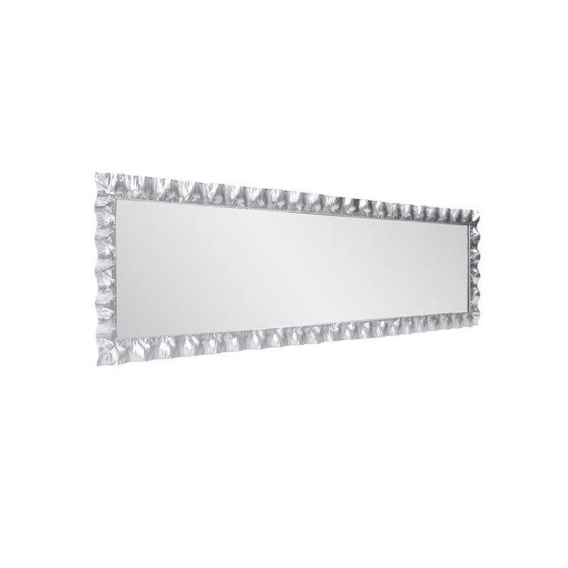 The La Bailadora Mirror