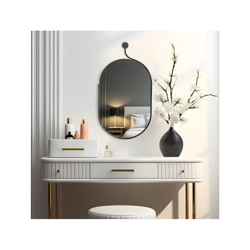 The Hudson Mirror