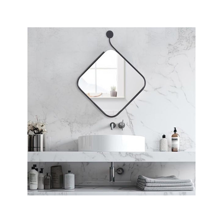 The Hudson Mirror