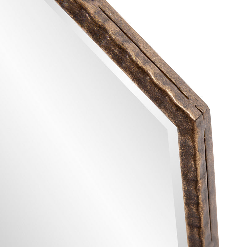 Bastian Mirror