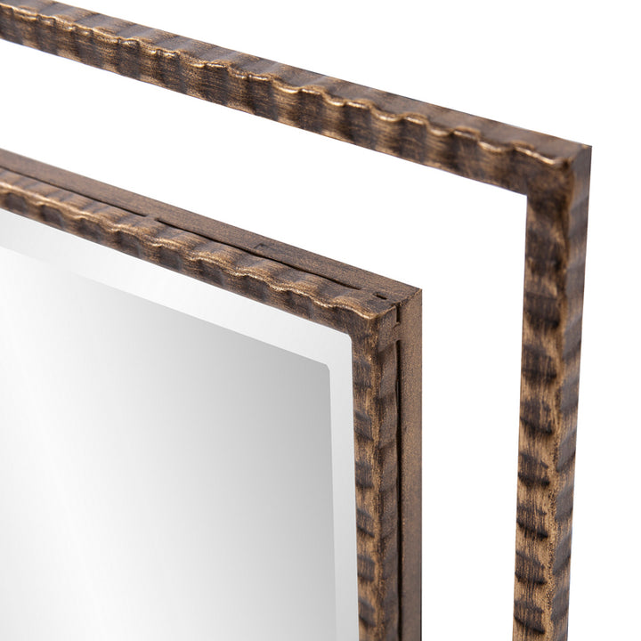 Gavin Mirror