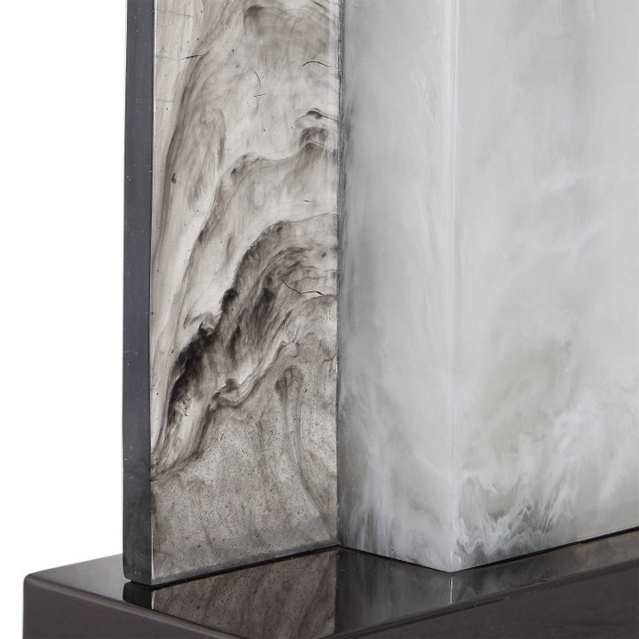 Vanda - Table Lamp - Pearl Silver