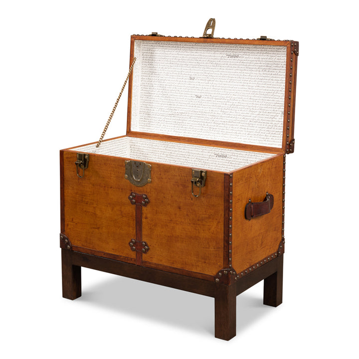 Abilene Leather Box W/Stand