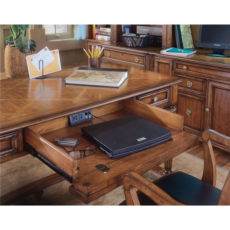 Brookhaven - Leg Desk