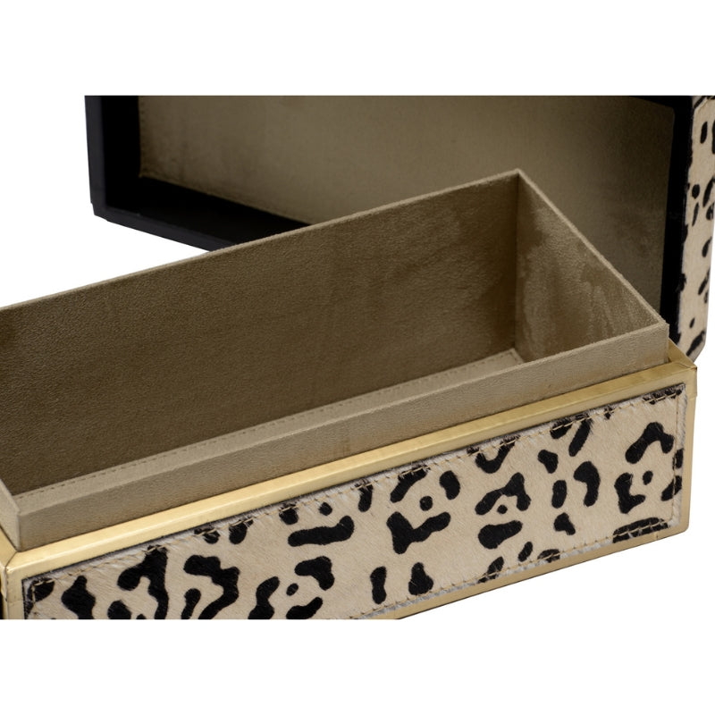Boxed In - Leopard