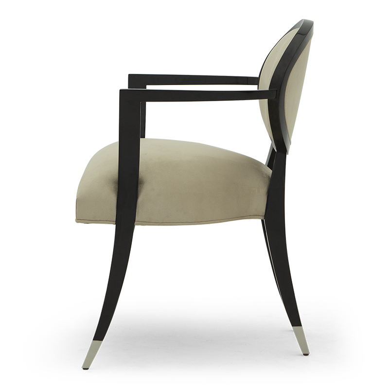 Fitrovia Chair