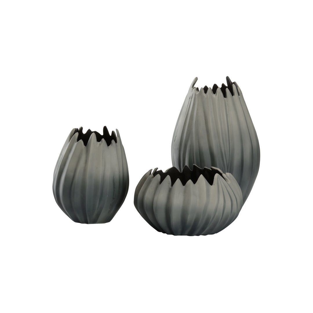 Guave Aluminum Vase (Sm)