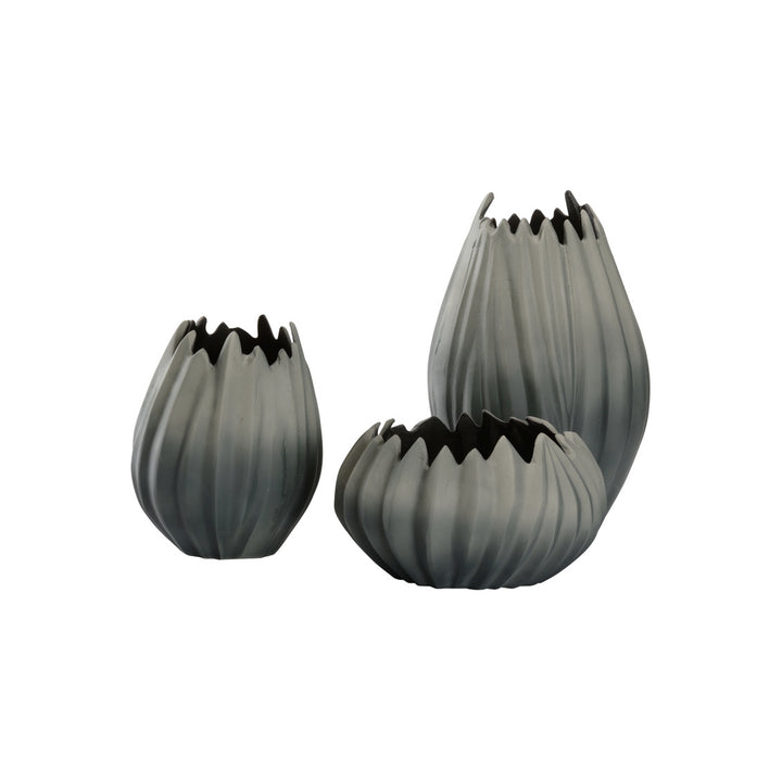 Guave Aluminum Vase (Lg)