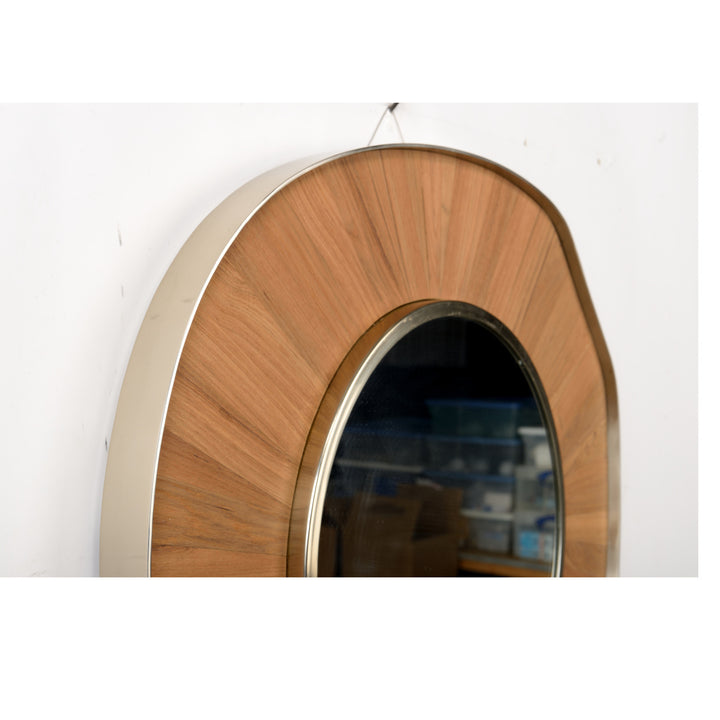 Pith Mirror