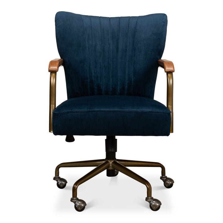 Brooks Swivel Chair