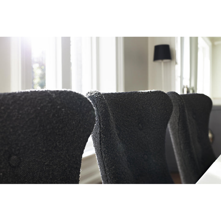 Silhouette Side Chair