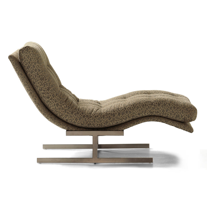 Hug Chaise