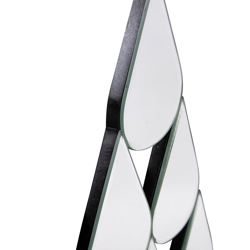 Niobe Mirror