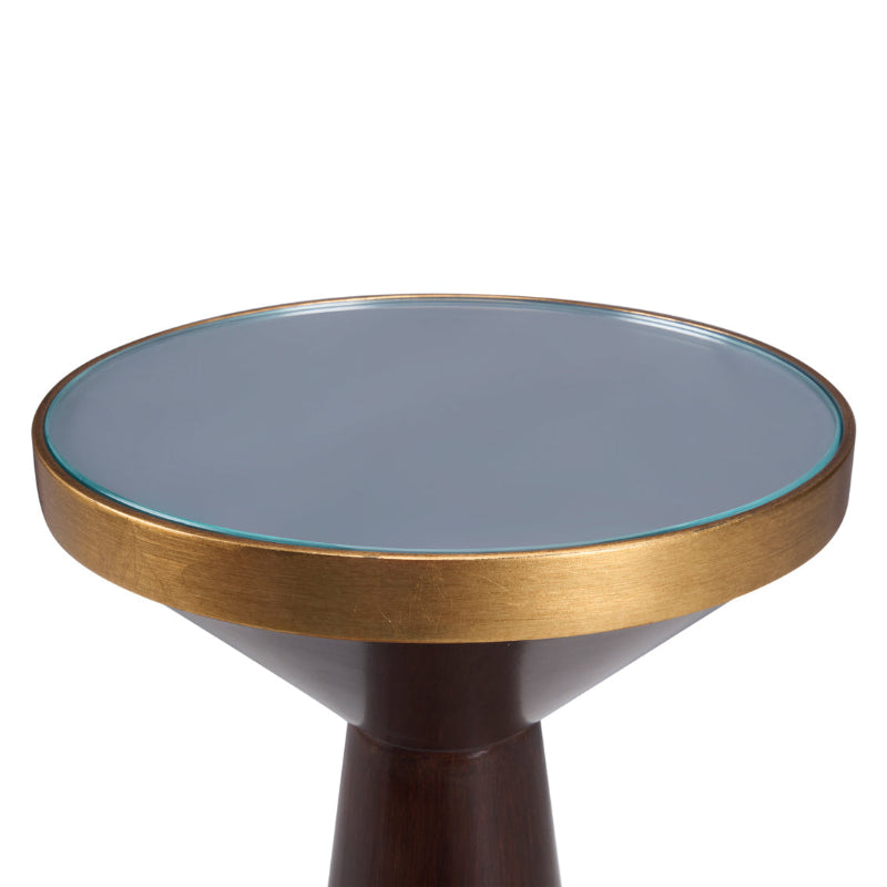 N. Y. Drinks Table