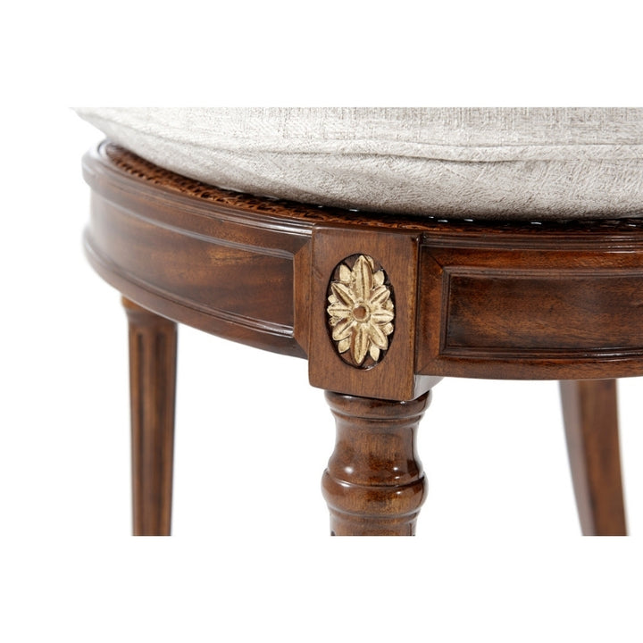 Sheraton's Dainty Dining Chair