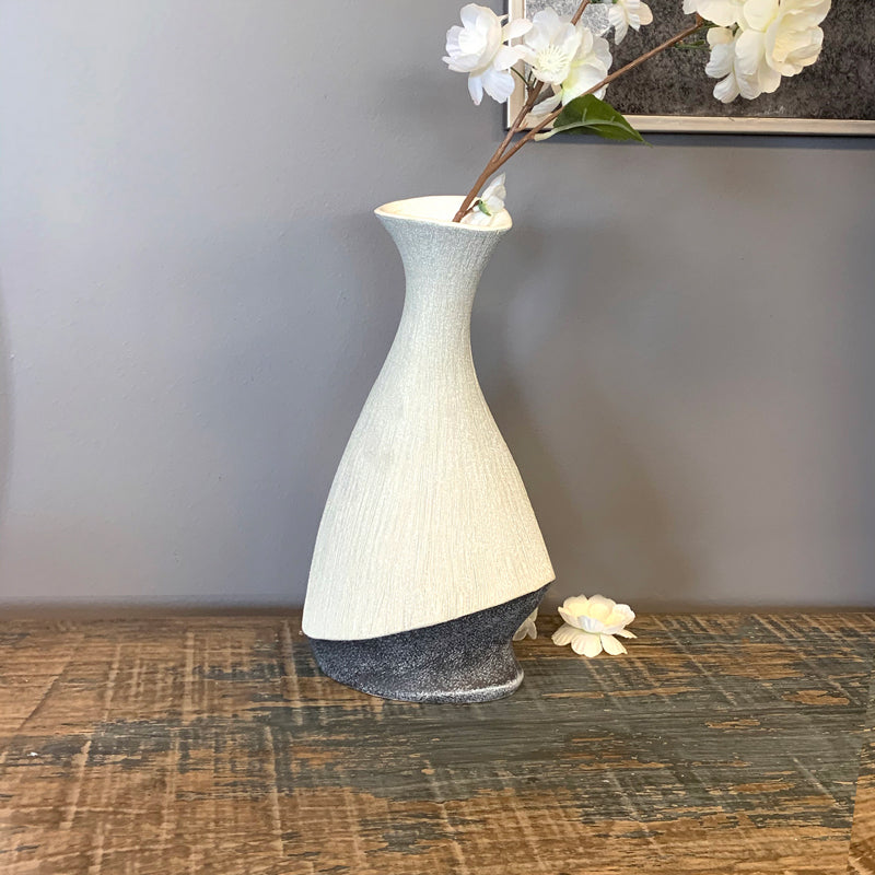 The Balance Vase