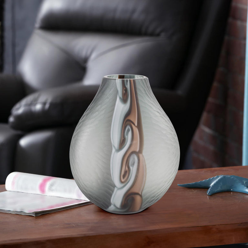 The Smooth Vibe Vase