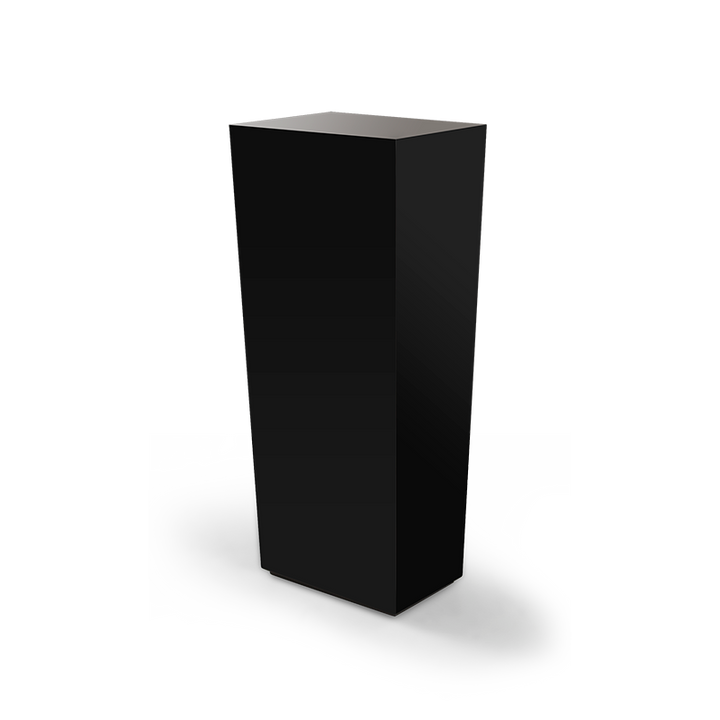 LE PEDESTAL