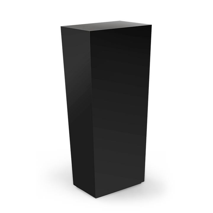 LE PEDESTAL