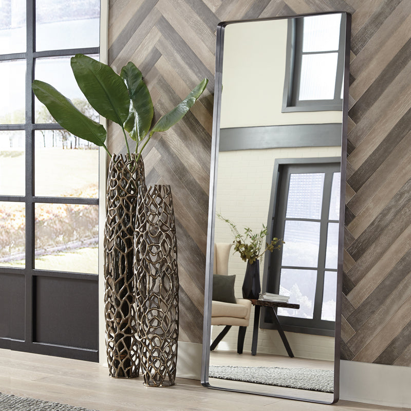 The Steele Mirror