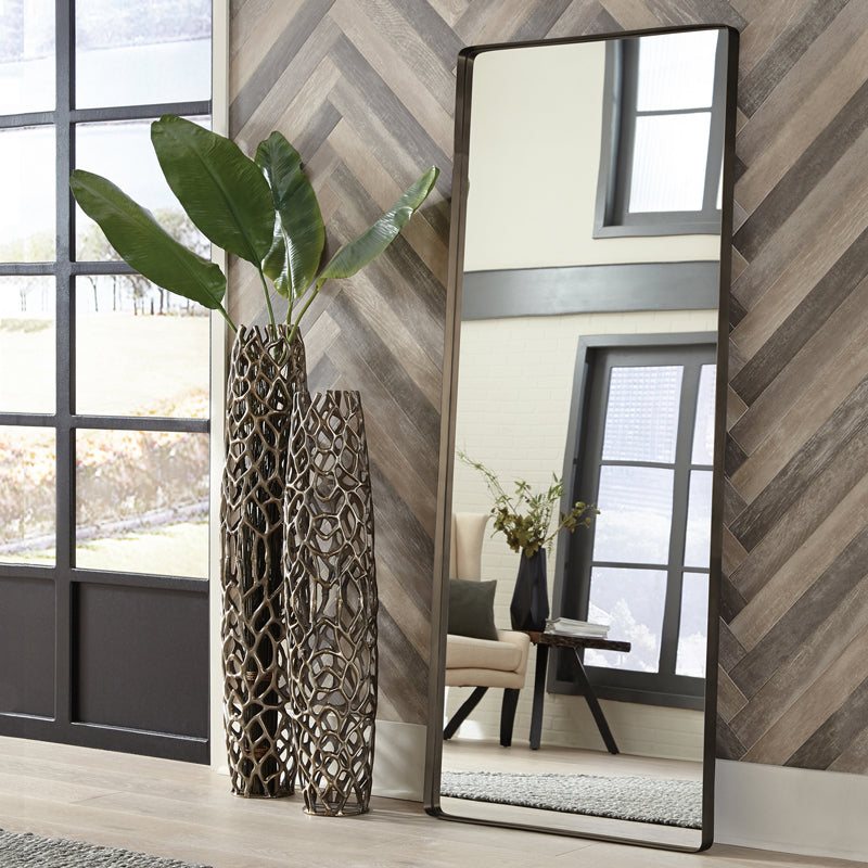 The Steele Mirror
