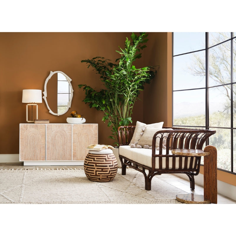 Hana Drinks Table