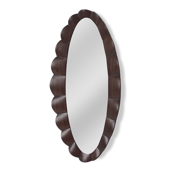 Frill Mirror