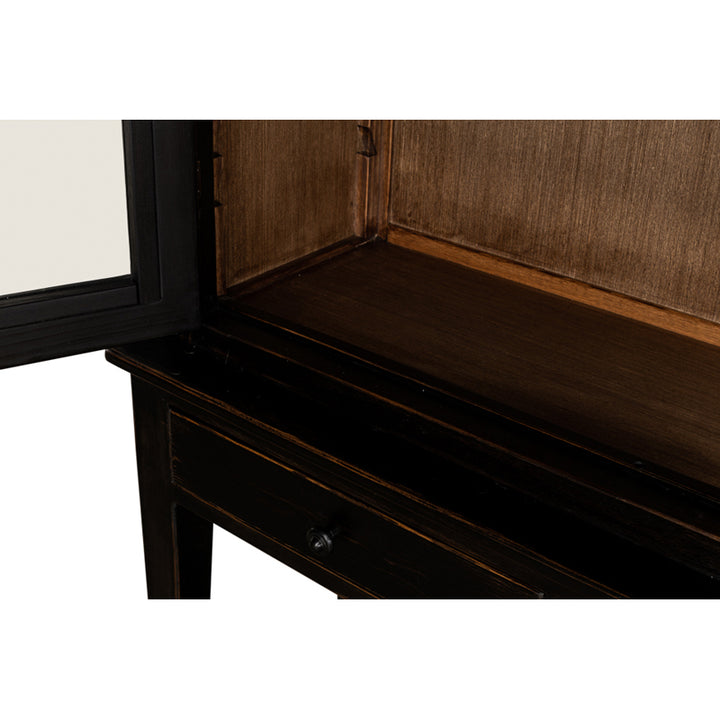 Beacon Hill Display Case