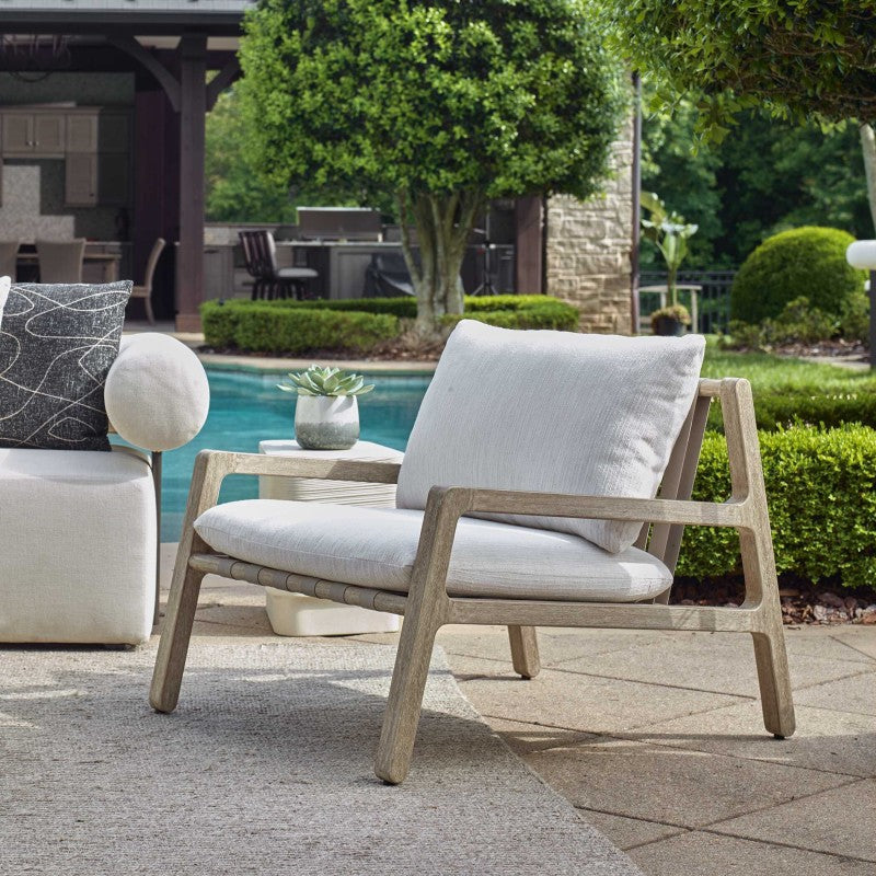 Strapped - Outdoor Lounge Chair - Light Brown / Pearl Silver