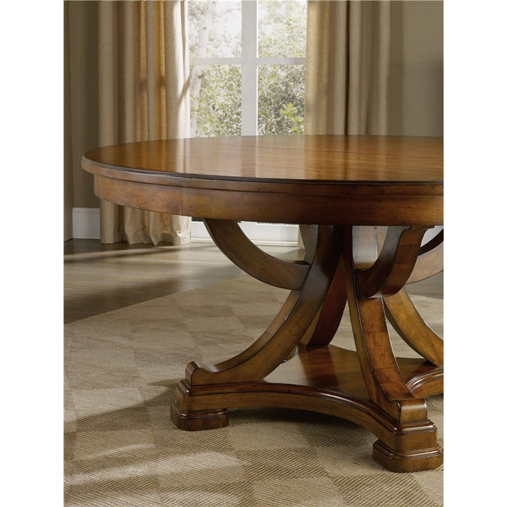 Tynecastle - Round Pedestal Dining Table With One 18" Leaf