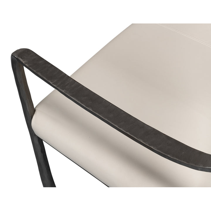 Eliana Bench