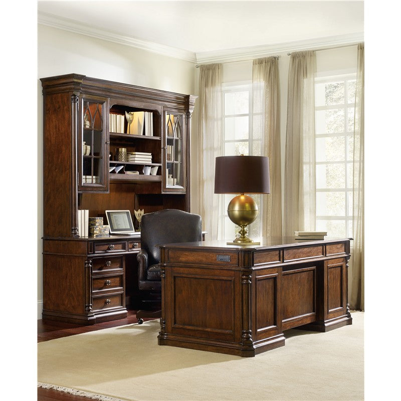 Leesburg - Executive Desk