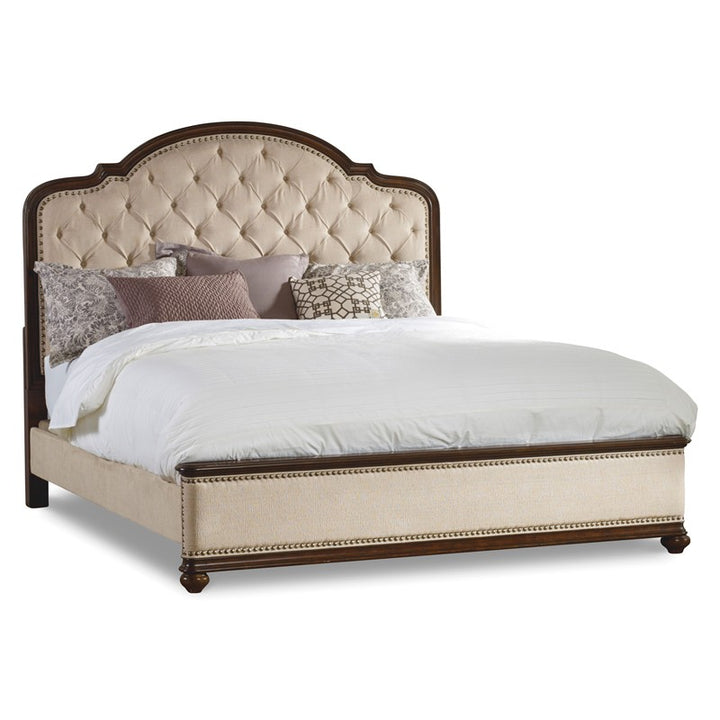 Leesburg - King Upholstered Bed